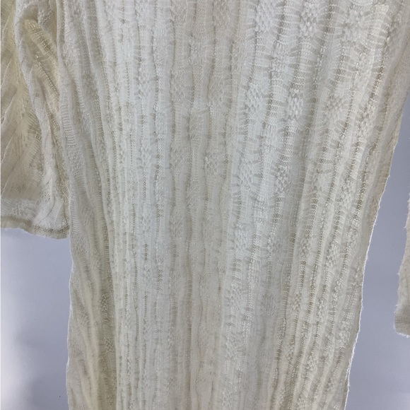 Paper Doll Dress  sheer size Small ,BoHo inspired ,form fit slight flared sleeve - Picture 11 of 11